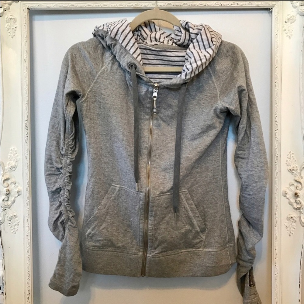 Lululemon Reversible zip up jacket!